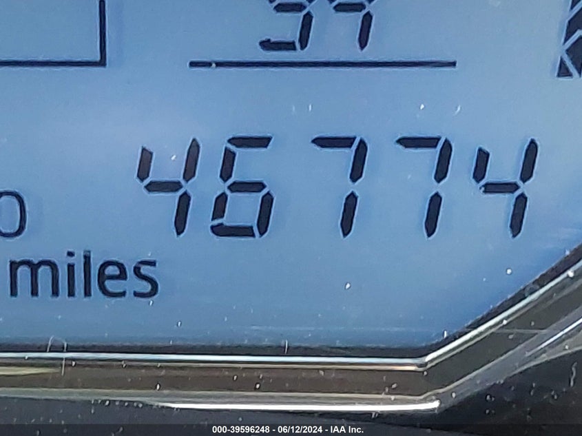 2016 Toyota Corolla Le VIN: 5YFBURHE4GP544745 Lot: 39596248