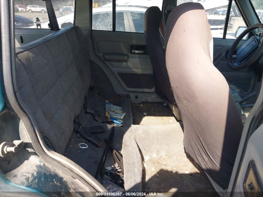 1996 Jeep Cherokee Sport/Classic VIN: 1J4FJ68S3TL284950 Lot: 39596267