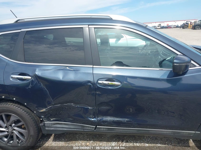 2016 Nissan Rogue Sl VIN: 5N1AT2MV1GC809623 Lot: 39596571