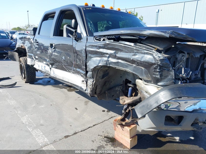 2005 Chevrolet Silverado 2500Hd Lt VIN: 1GCHK23205F935819 Lot: 39596584