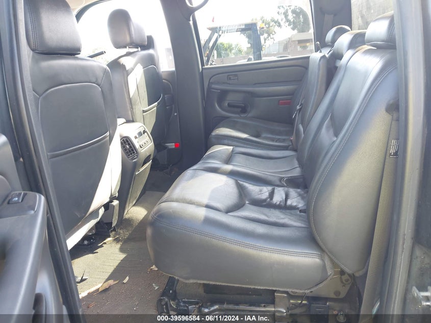 2005 Chevrolet Silverado 2500Hd Lt VIN: 1GCHK23205F935819 Lot: 39596584