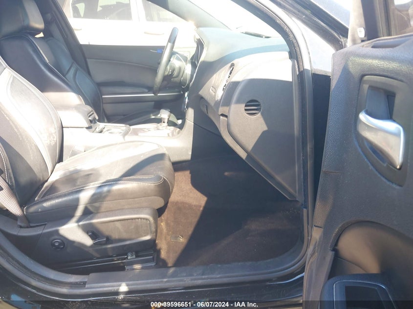 VIN 2C3CDXHG6JH148005 2018 DODGE CHARGER SXT PLUS