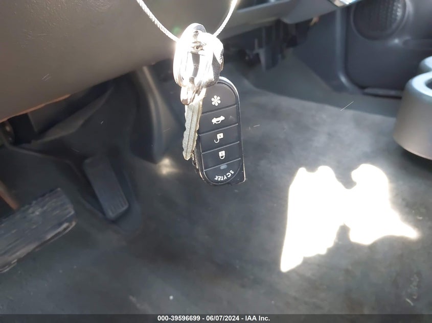 2005 Chevrolet Silverado 1500 VIN: 1GCEC14X25Z106530 Lot: 39596699