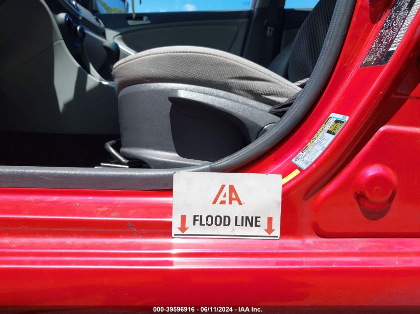 2013 Hyundai Accent Gls VIN: KMHCT4AE1DU585011 Lot: 39596916