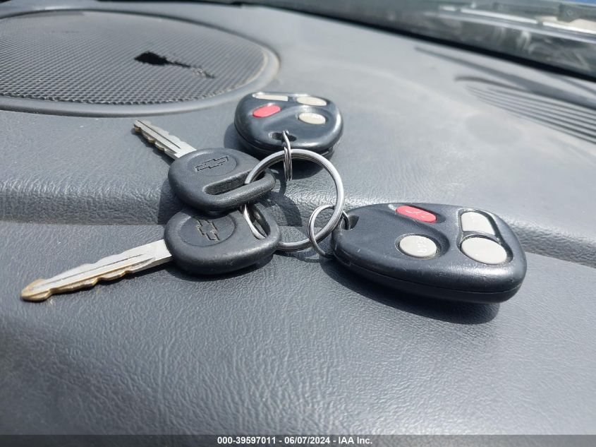 2000 Chevrolet Blazer Lt VIN: 1GNDT13W3Y2103371 Lot: 39597011