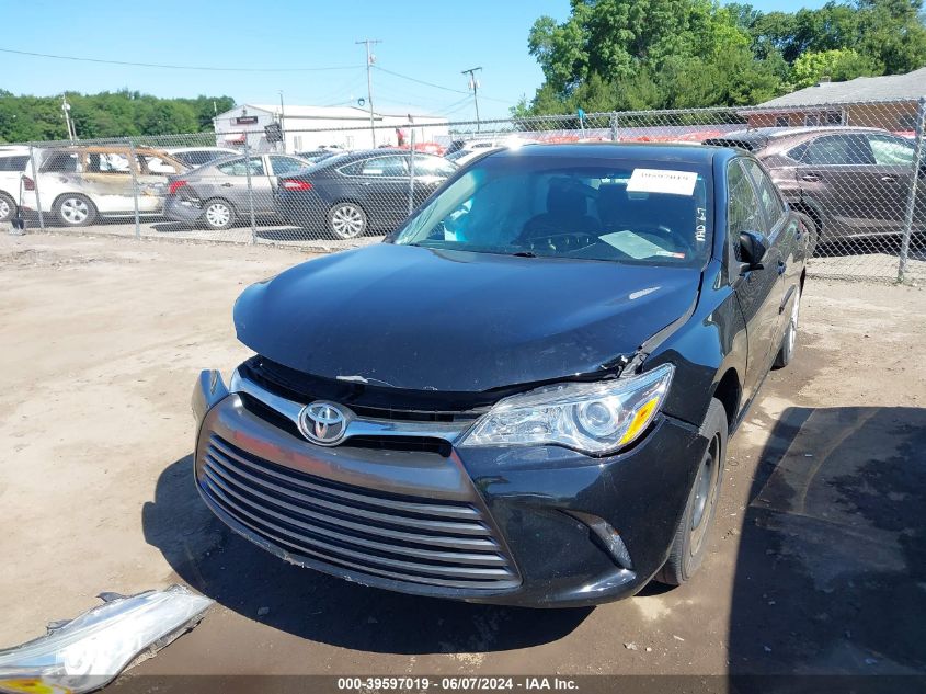 4T4BF1FK4FR505371 2015 TOYOTA CAMRY - Image 2