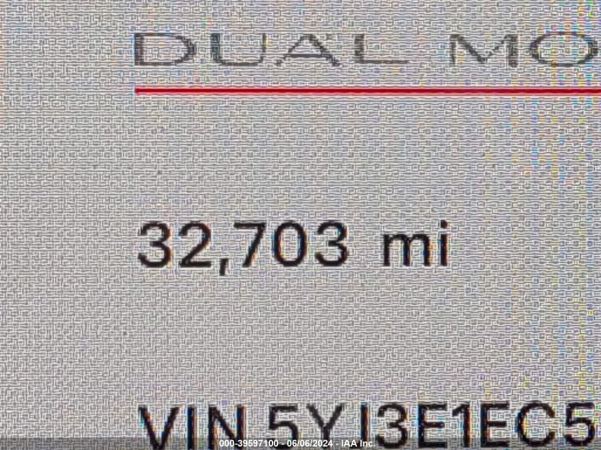 2020 Tesla Model 3 Performance Dual Motor All-Wheel Drive VIN: 5YJ3E1EC5LF586935 Lot: 39597100