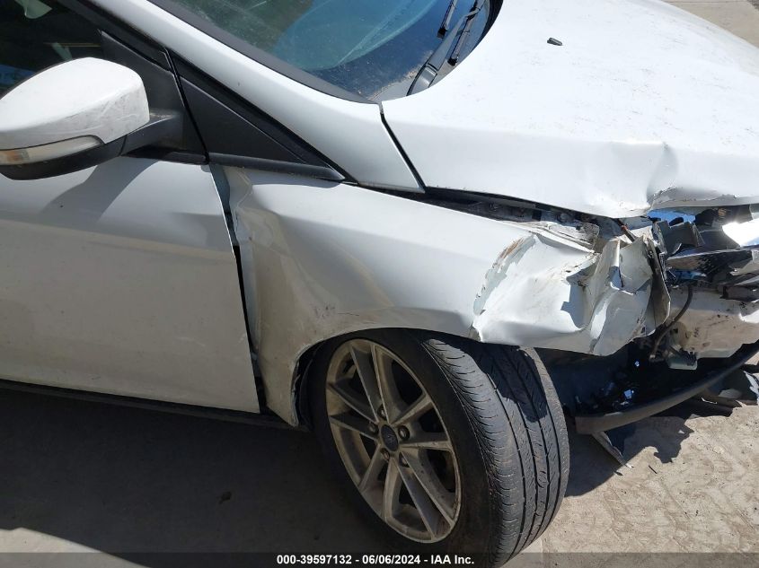 2017 Ford Focus Se VIN: 1FADP3K24HL280115 Lot: 39597132