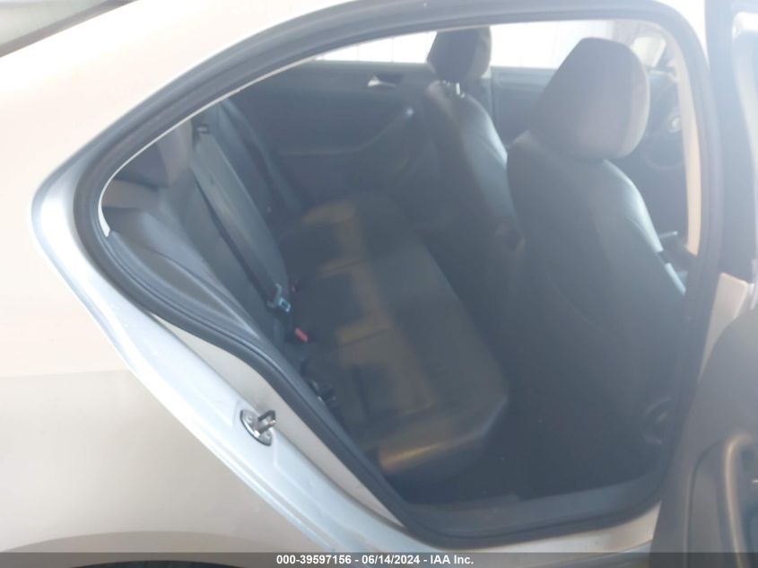 2011 Volkswagen Jetta 2.5L Se VIN: 3VWDZ7AJ3BM368323 Lot: 39597156