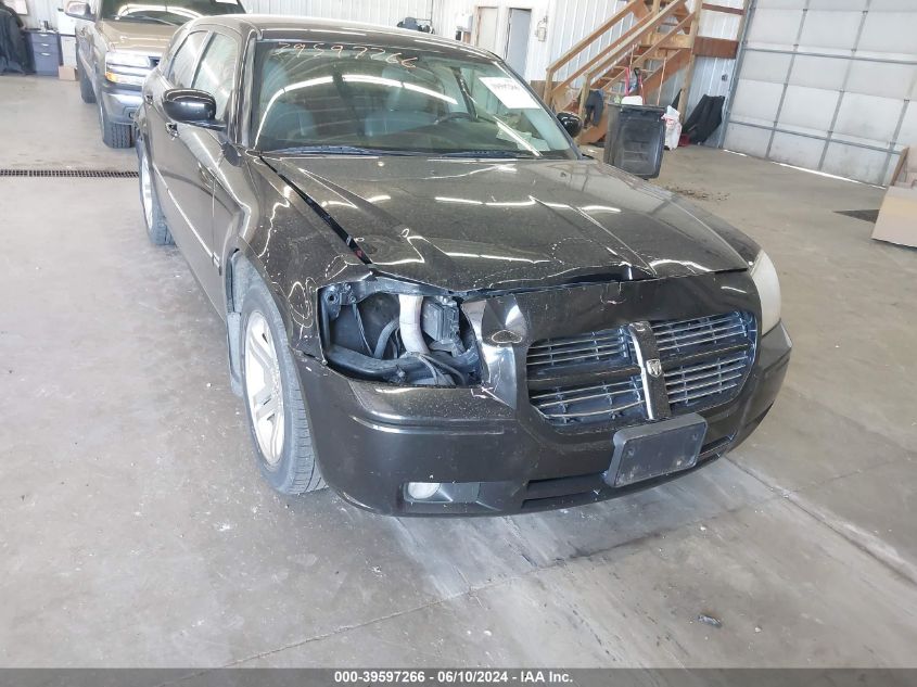 2005 Dodge Magnum Rt VIN: 2D4GV582X5H550122 Lot: 39597266