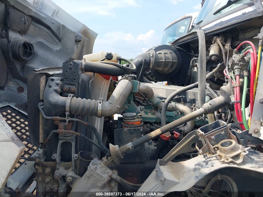 2009 Volvo Vn Vnm VIN: 4V4MC9DF59N487812 Lot: 39597373