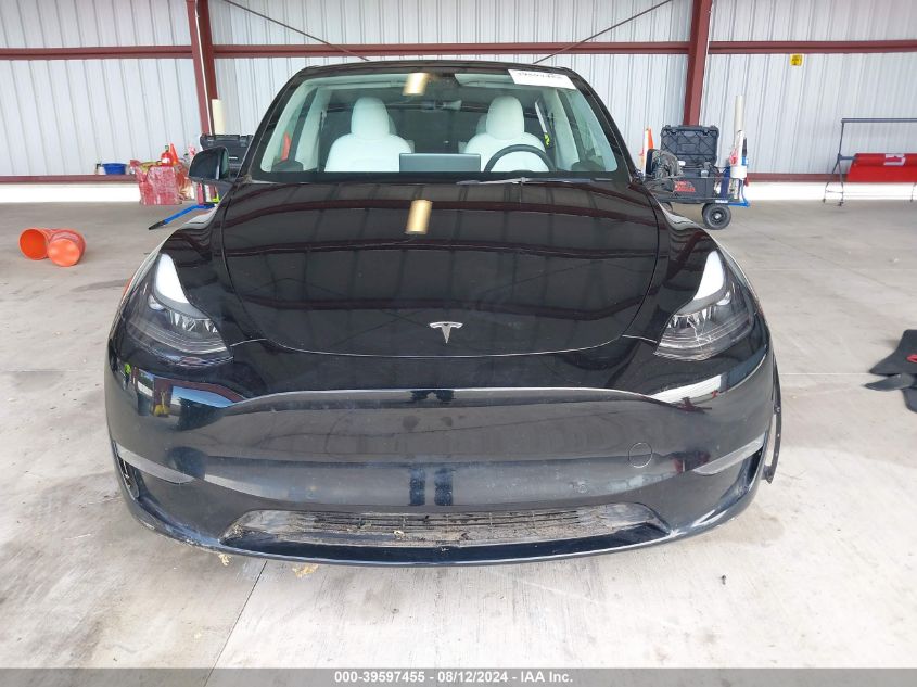 2022 Tesla Model Y Performance Dual Motor All-Wheel Drive VIN: 7SAYGDEF8NF553851 Lot: 39597455