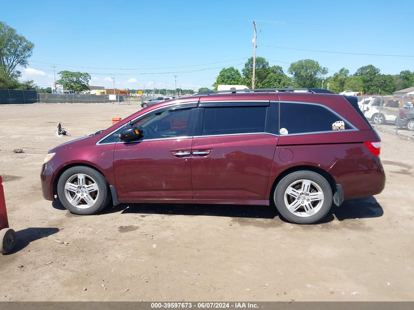 2013 Honda Odyssey Touring/Touring Elite VIN: 5FNRL5H90DB054744 Lot: 39597673