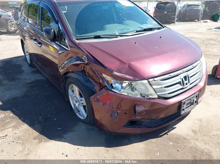 2013 Honda Odyssey Touring/Touring Elite VIN: 5FNRL5H90DB054744 Lot: 39597673