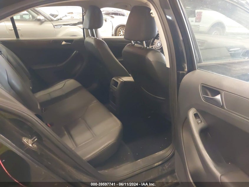 2012 Volkswagen Jetta 2.5L Se VIN: 3VWDP7AJ6CM332228 Lot: 39597741