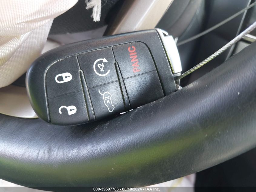 2015 Jeep Grand Cherokee Limited VIN: 1C4RJFBG5FC112978 Lot: 39597785