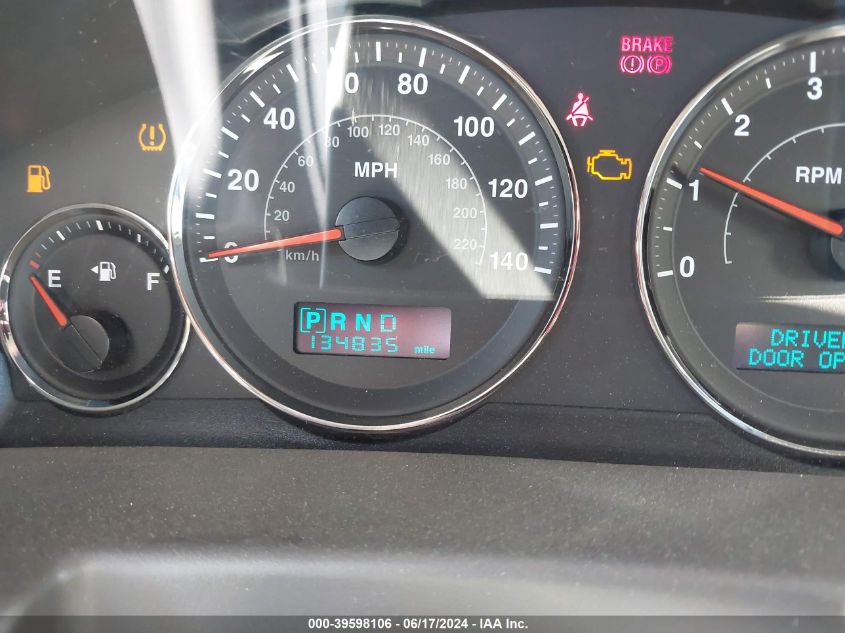 2006 Jeep Commander VIN: 1J8HG48N76C228700 Lot: 39598106