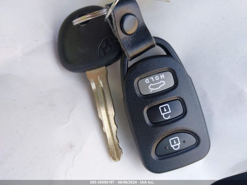 2014 HYUNDAI ELANTRA SE - KMHDH4AEXEU143299