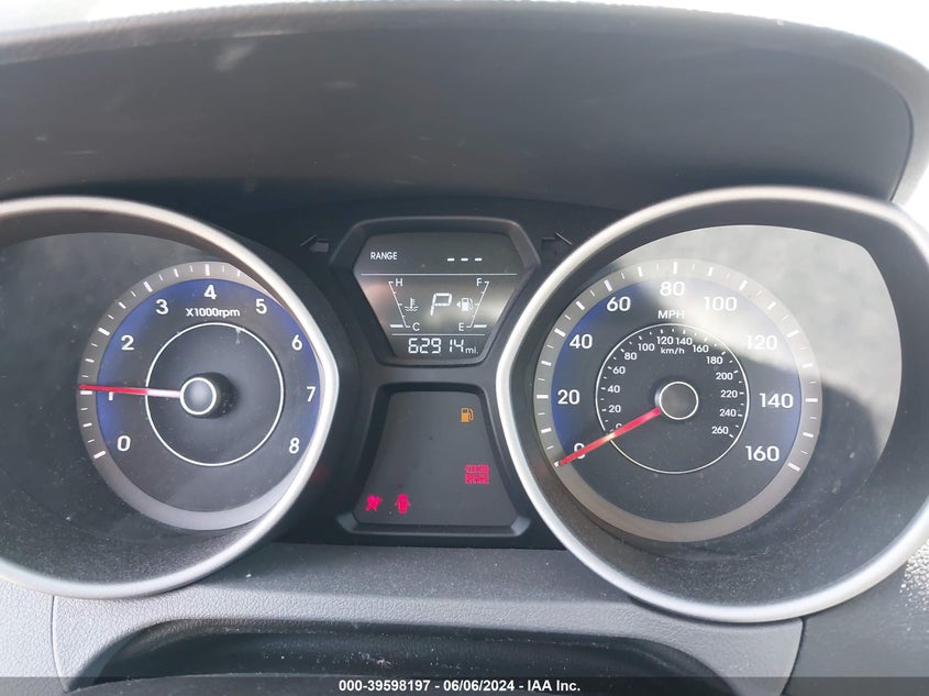 2014 HYUNDAI ELANTRA SE - KMHDH4AEXEU143299