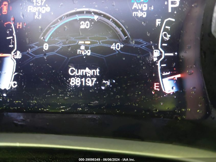 2018 Jeep Compass Latitude 4X4 VIN: 3C4NJDBB7JT333311 Lot: 39598349