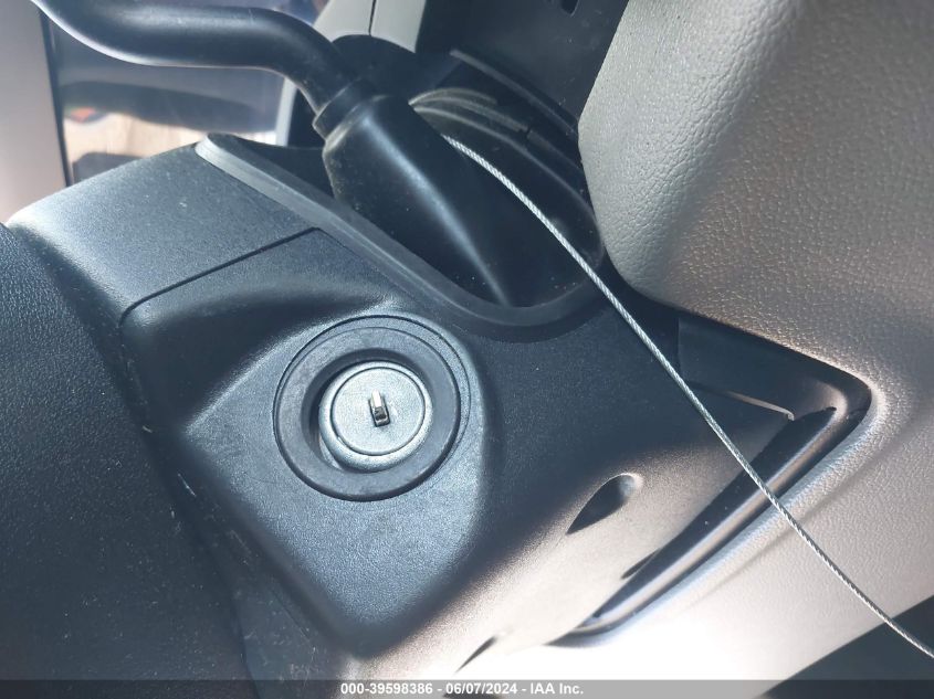 2016 Ford F-150 Xl VIN: 1FTMF1C8XGKD17919 Lot: 39598386