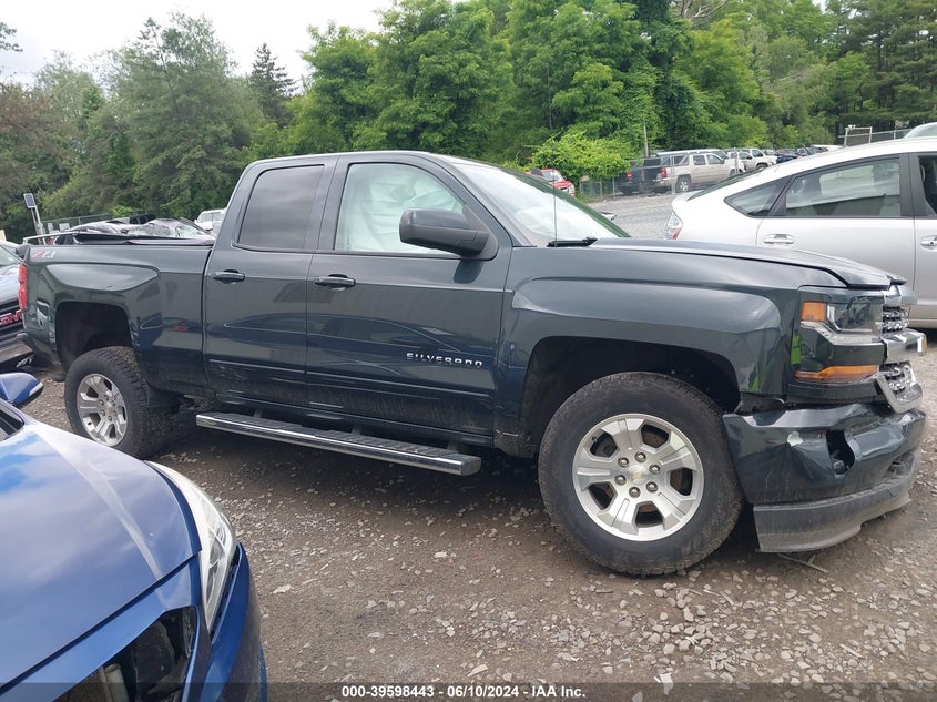 2018 Chevrolet Silverado 1500 2Lt VIN: 1GCVKREC3JZ128575 Lot: 39598443