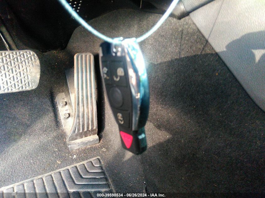 2010 Mercedes-Benz E 350 VIN: WDDHF5GBXAA020182 Lot: 39598534