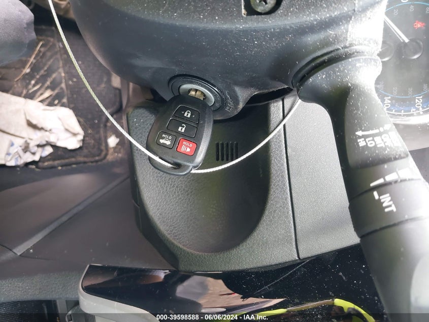 2017 Toyota Corolla Le VIN: 2T1BURHE7HC941318 Lot: 39598588