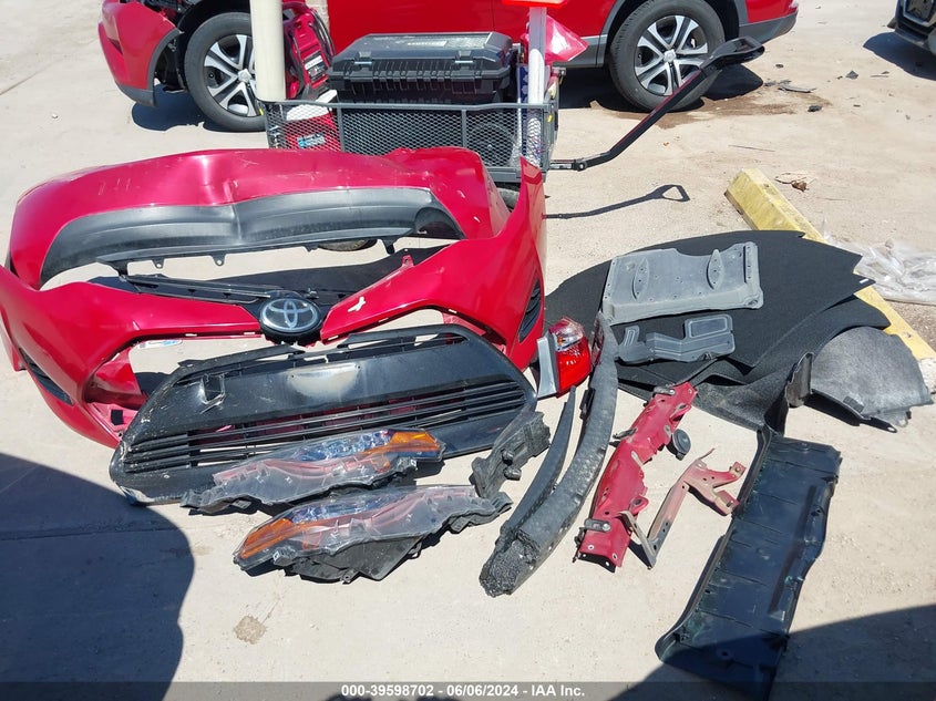 2017 Toyota Corolla Le VIN: 5YFBURHE0HP703617 Lot: 39598702