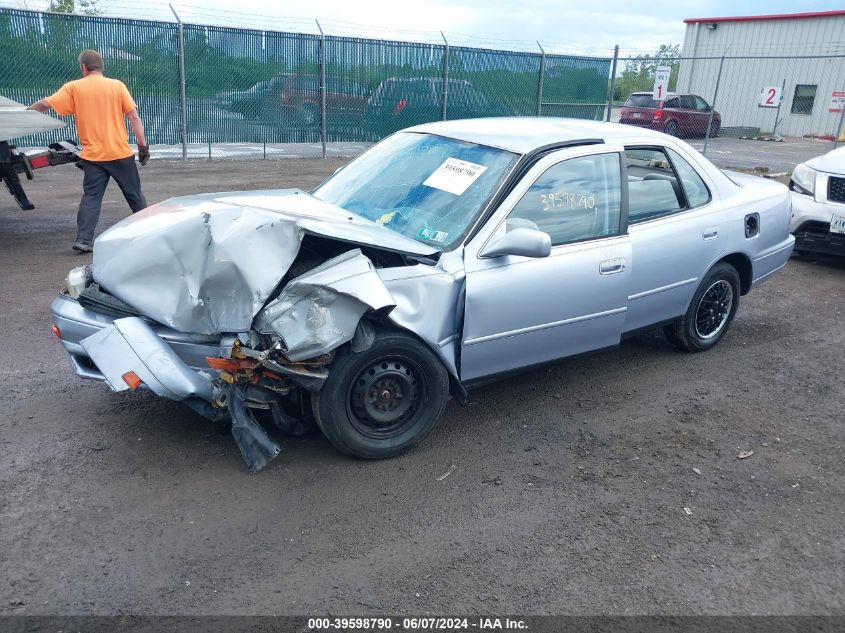 1994 Toyota Camry Le VIN: 4T1SK12E4RU376428 Lot: 39598790