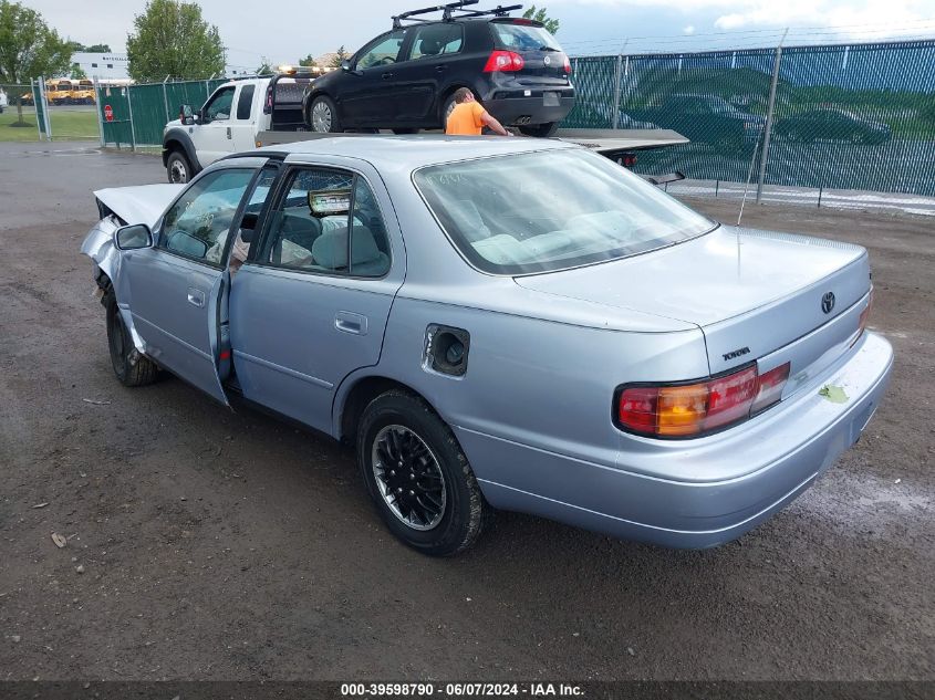 1994 Toyota Camry Le VIN: 4T1SK12E4RU376428 Lot: 39598790