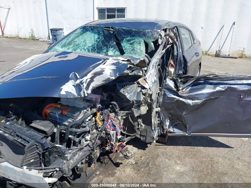2019 HYUNDAI IONIQ HYBRID LIMITED - KMHC85LC8KU109354