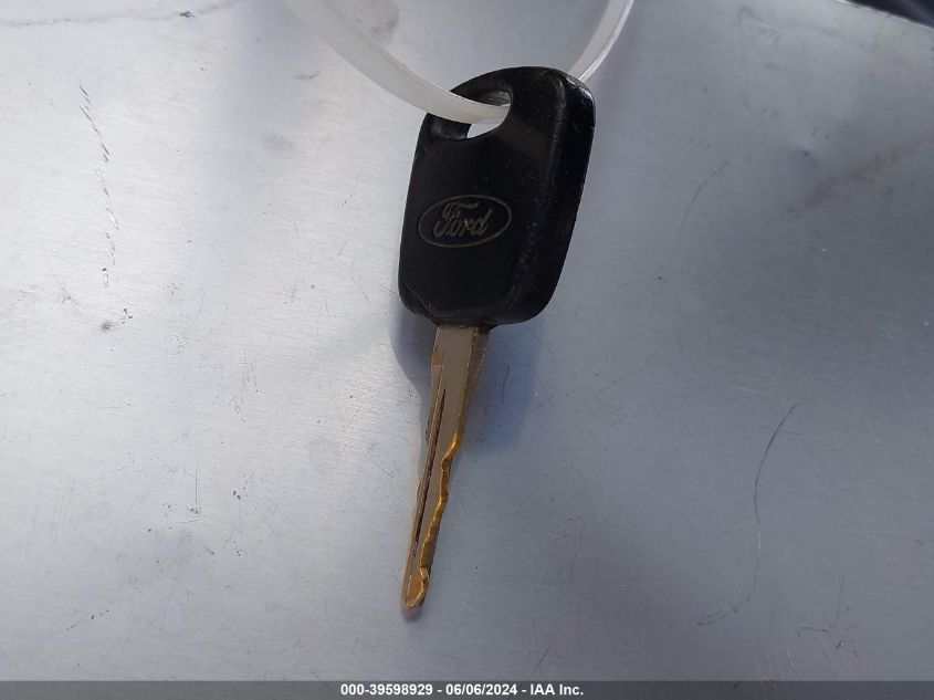 2001 Ford F-150 Harley-Davidson Edition/King Ranch Edition/Lariat/Xlt VIN: 1FTRW07L81KE38549 Lot: 39598929