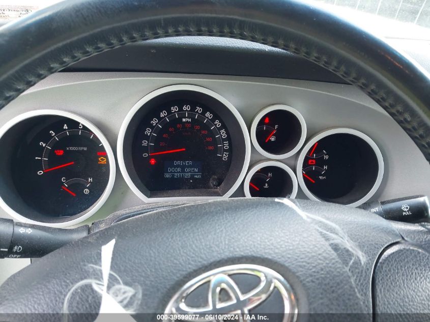 2007 Toyota Tundra Limited 4.7L V8 VIN: 5TFBT58137X004457 Lot: 39599077