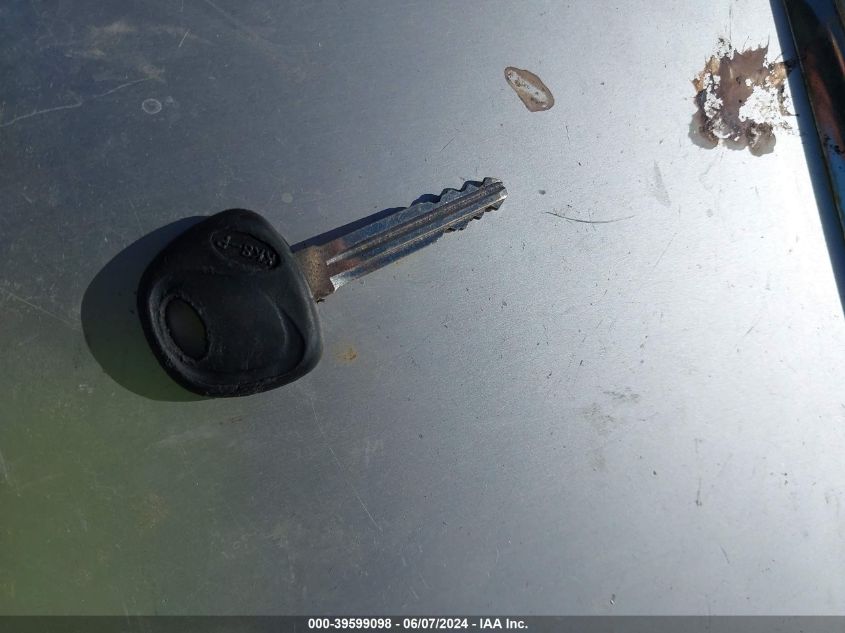 2011 Kia Soul + VIN: KNDJT2A28B7259899 Lot: 39599098