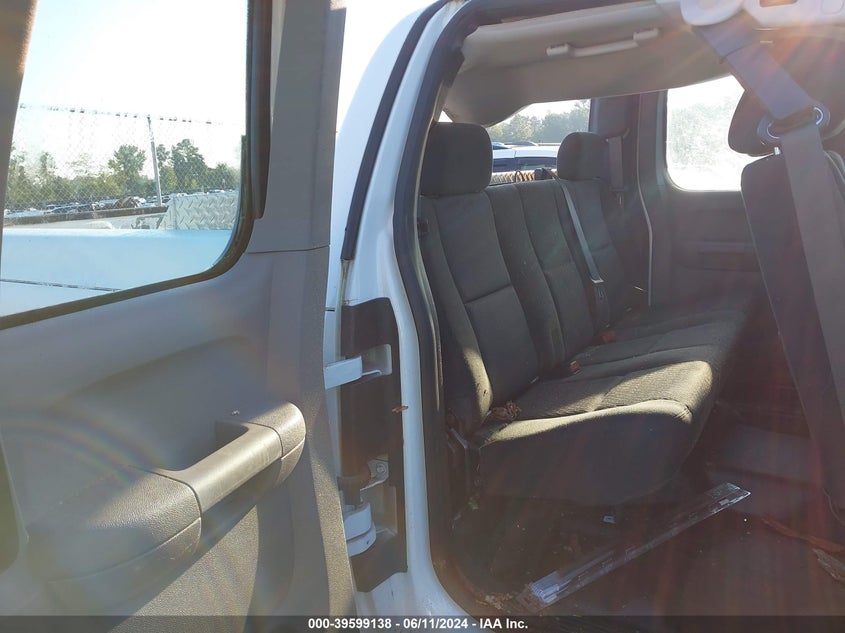 2012 Chevrolet Silverado 2500Hd C2500 Heavy Duty VIN: 1GC2CVCG5CZ296820 Lot: 39599138