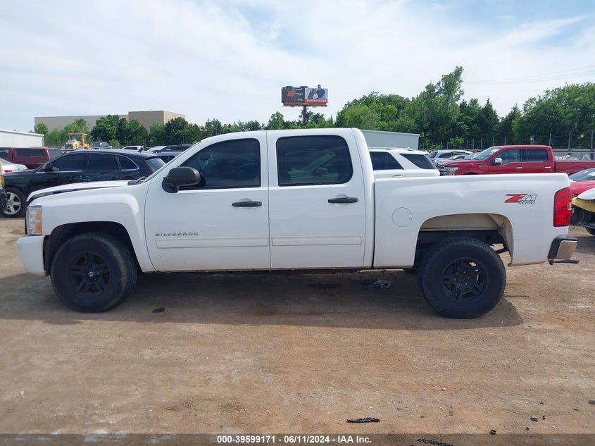 2011 Chevrolet Silverado 1500 Lt VIN: 3GCPKSE36BG335009 Lot: 39599171