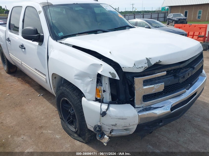 2011 Chevrolet Silverado 1500 Lt VIN: 3GCPKSE36BG335009 Lot: 39599171