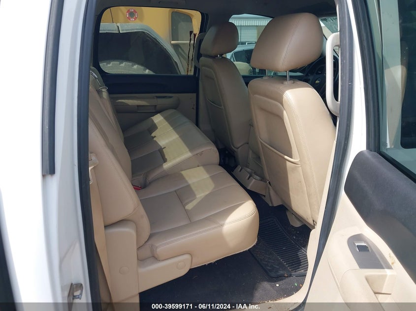 2011 Chevrolet Silverado 1500 Lt VIN: 3GCPKSE36BG335009 Lot: 39599171