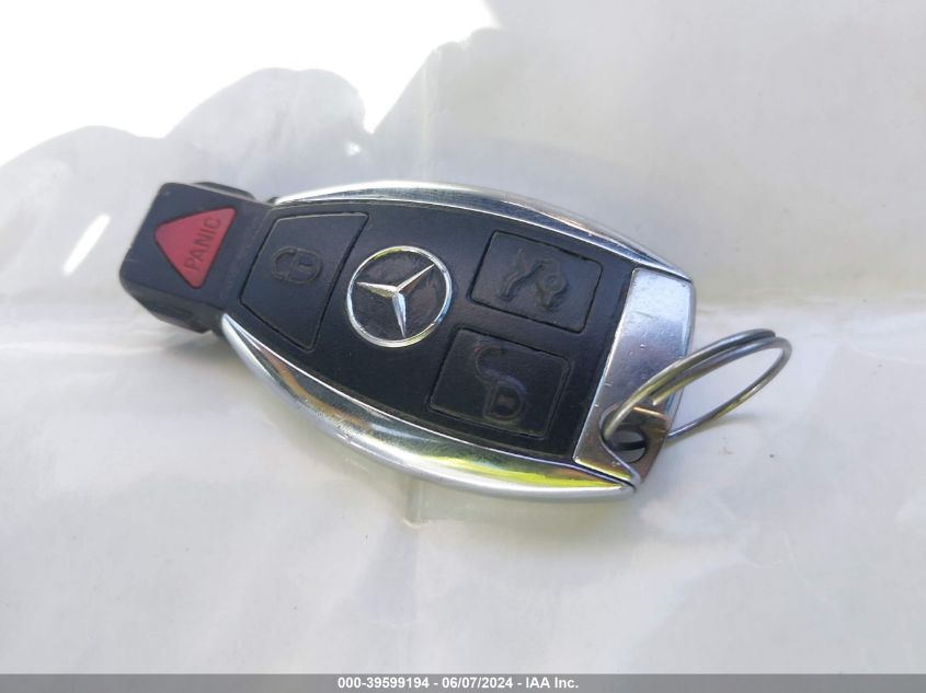 2013 Mercedes-Benz C 300 Luxury 4Matic/Sport 4Matic VIN: WDDGF8AB9DR285834 Lot: 39599194