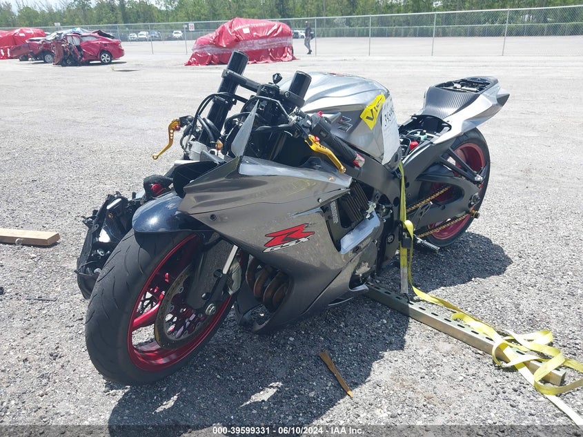 VIN JS1GN7FA4J2100773 2018 SUZUKI GSX-R600