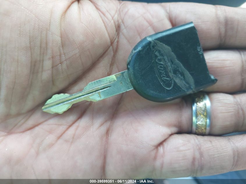 2005 Ford F-150 Fx4/Lariat/Xlt VIN: 1FTPW145X5KF04902 Lot: 39599351