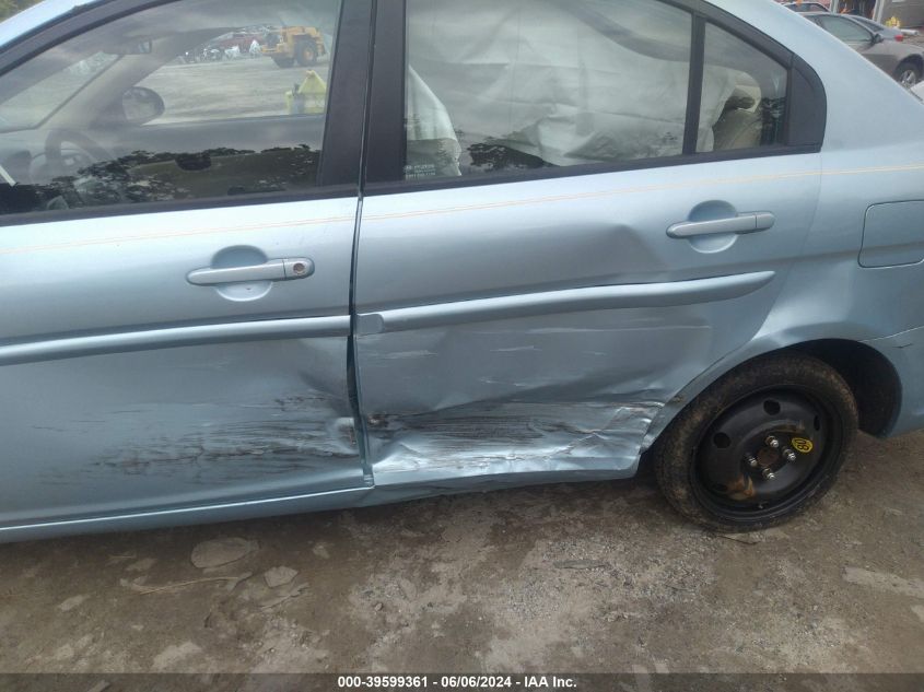 2009 Hyundai Accent Gls VIN: KMHCN46CX9U300203 Lot: 39599361