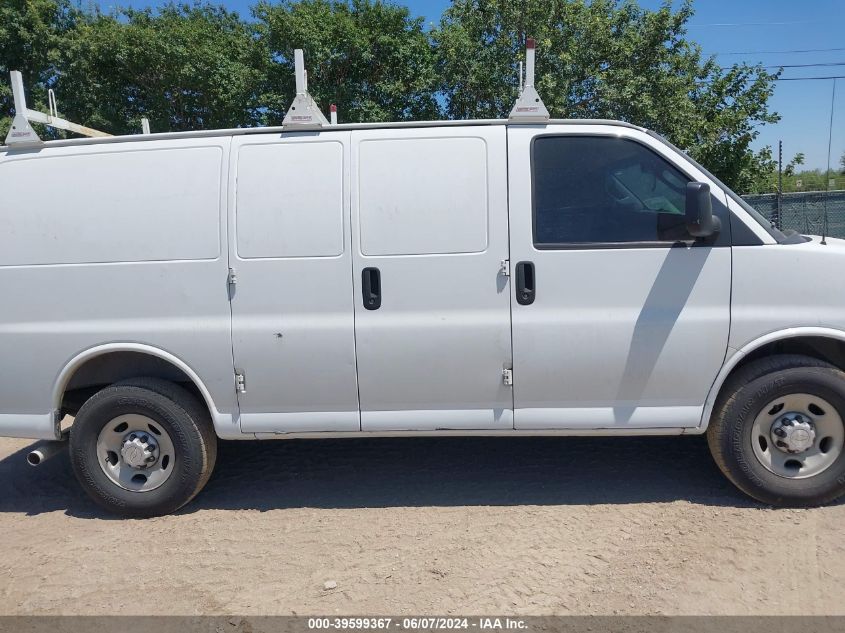 2018 Chevrolet Express 2500 Work Van VIN: 1GCWGAFPXJ1338663 Lot: 39599367