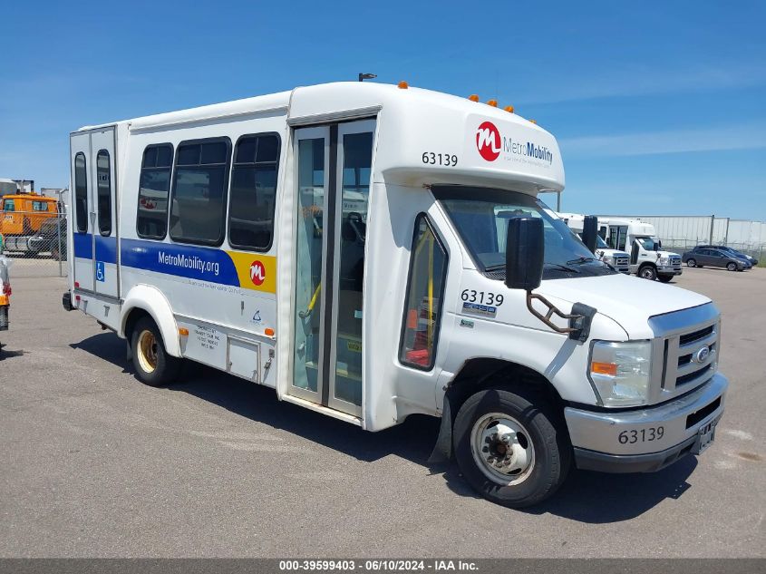 2015 Ford Econoline E450 Super Duty Cutwy Van VIN: 1FDEE4FL2FDA23812 Lot: 39599403