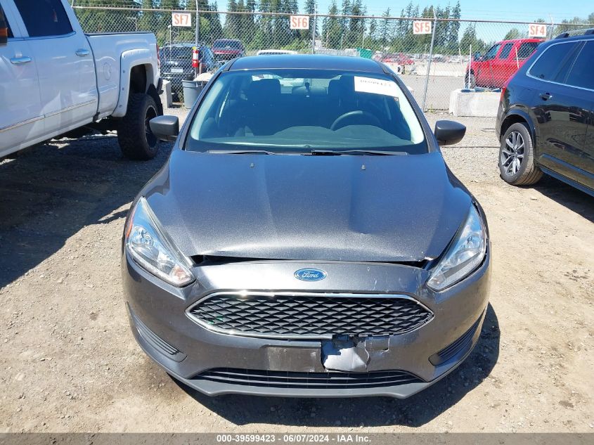 2018 Ford Focus S VIN: 1FADP3E24JL236889 Lot: 39599423