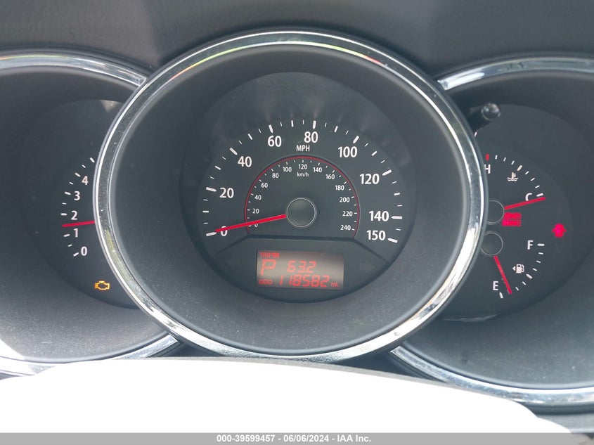 2011 Kia Sorento Lx VIN: 5XYKT4A28BG147882 Lot: 39599457