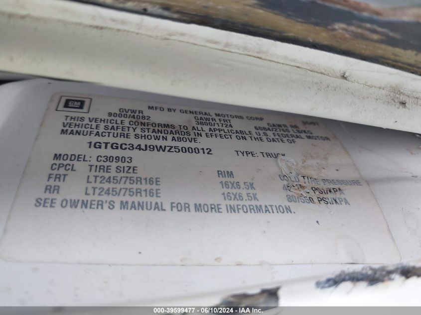 1998 GMC Sierra 3500 Hd Sl VIN: 1GTGC34J9WZ500012 Lot: 39599477