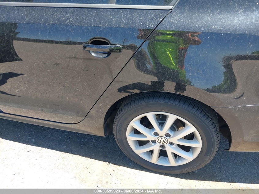 2015 Volkswagen Jetta 1.8T Se VIN: 3VWD17AJ4FM275002 Lot: 39599923