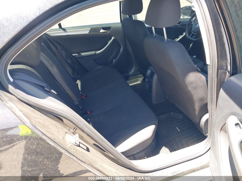 2015 Volkswagen Jetta 1.8T Se VIN: 3VWD17AJ4FM275002 Lot: 39599923